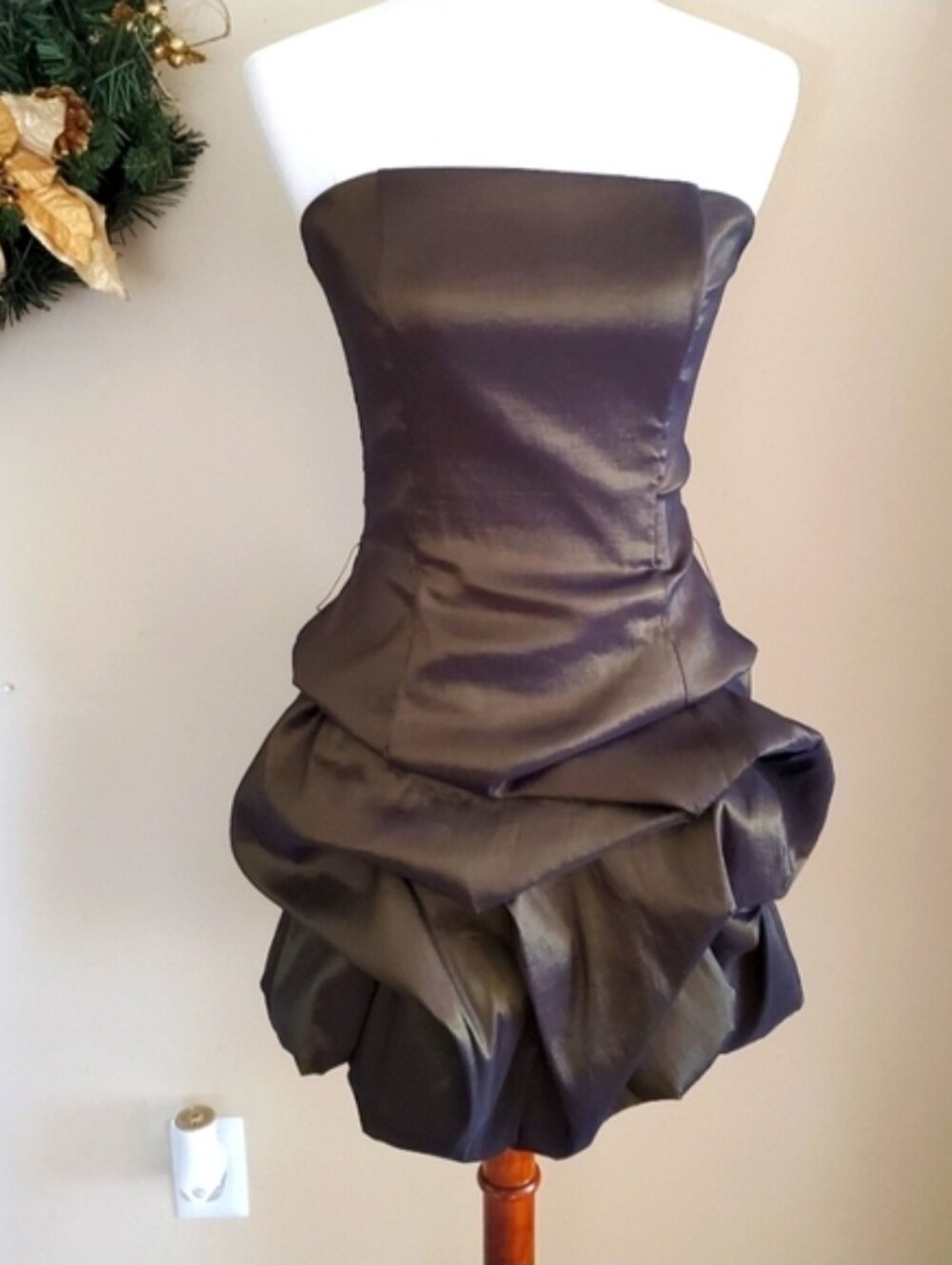 Jessica McClintock - Strapless Black Bubble Hem Party Dress - Size 6